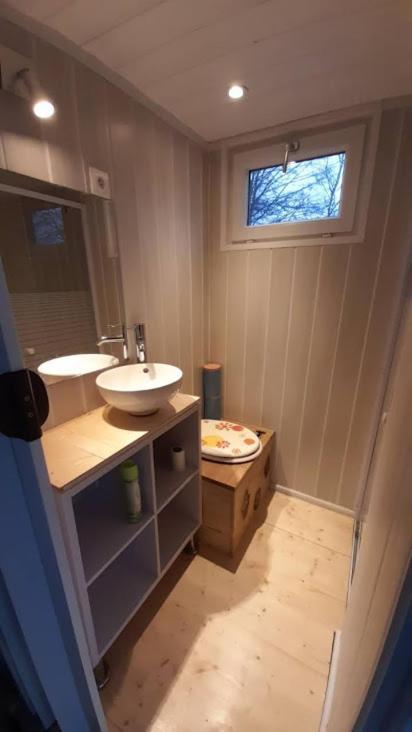 Вилла Tiny House Joy Beulotte-Saint-Laurent Экстерьер фото